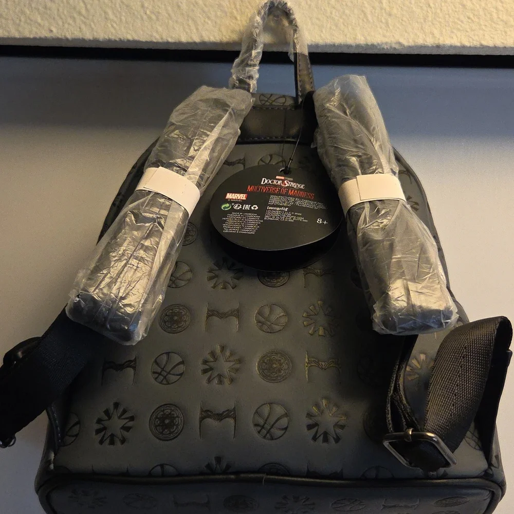 🎁 Loungefly X Dr. Strange Mini Backpack NWT Gift
